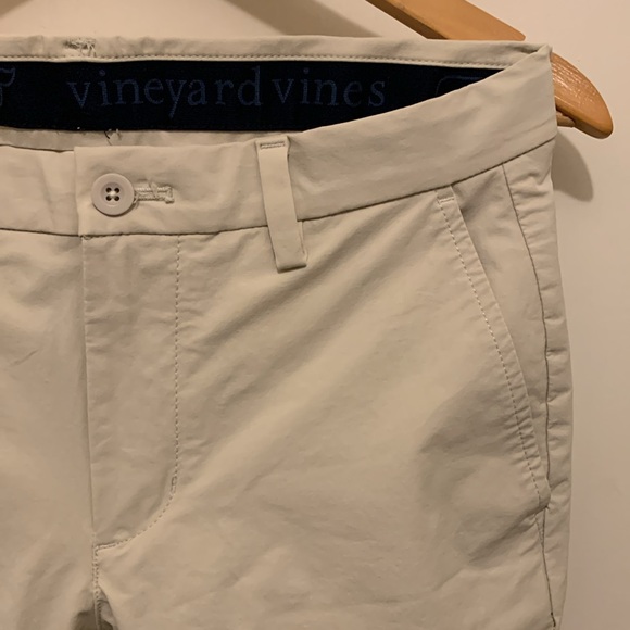 Vineyard Vines (30”x30”) - Picture 1 of 14